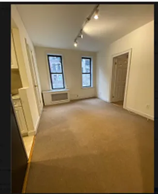 Rented by Manhattan Dwelling Corporation | media 28