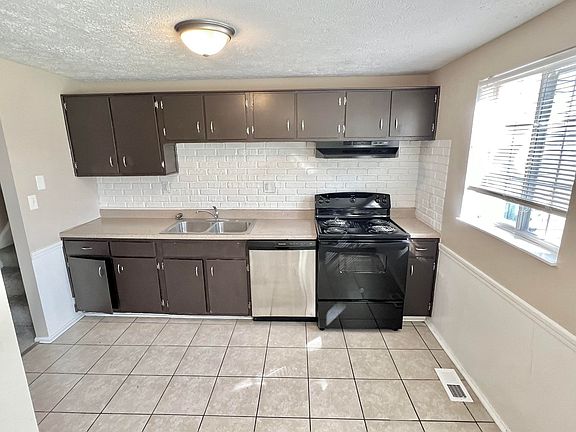 5th image of 10335 Starhaven Cir