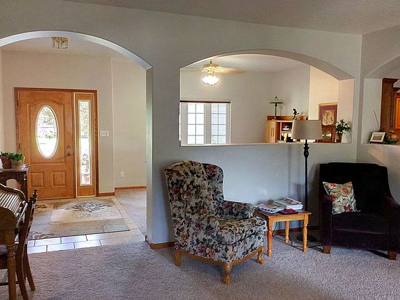 5th image of 2519 Rose Ct