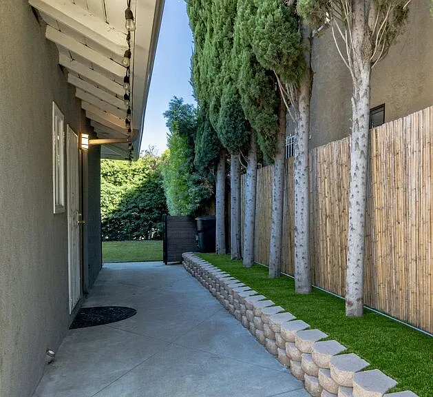 1500 Fairfield St — Photo 20