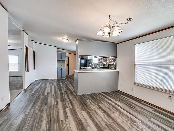 4th image of 9505 Shady Meadow Way