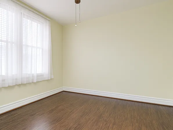 2321 East 24th Street image 16 of 29