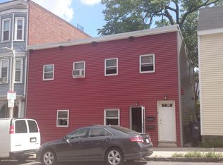 163 F St, South Boston, MA 02127