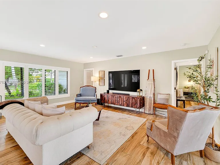 8820 SW 85th Ter — Photo 19