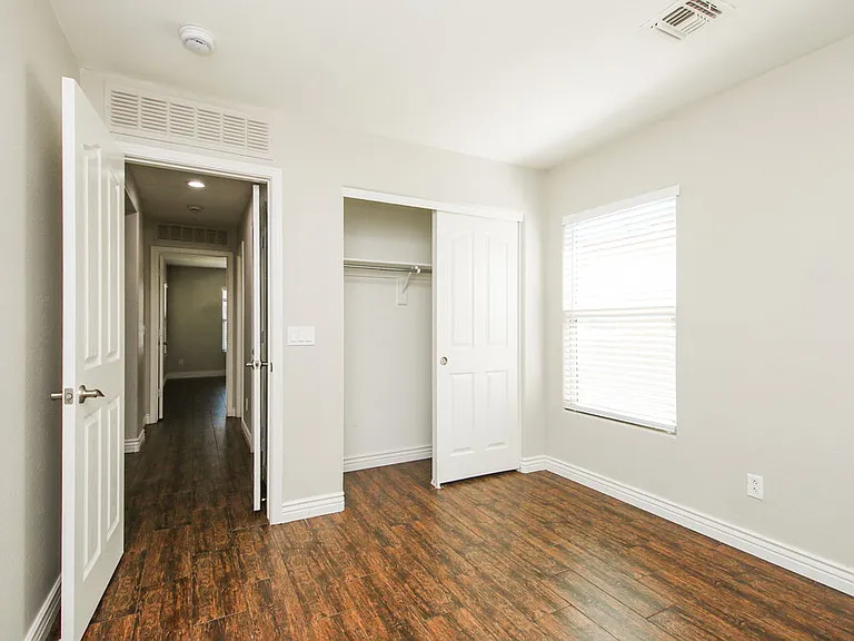 10838 E Calypso Ave — Photo 13