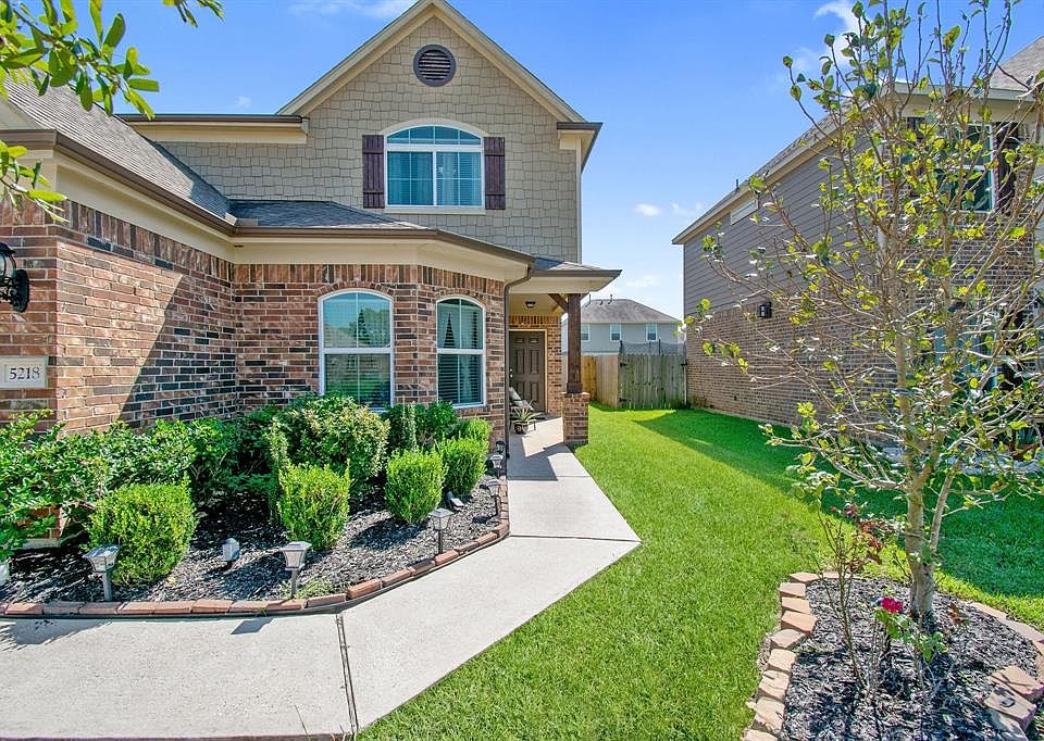 1st image of 5218 El Tigre Ln
