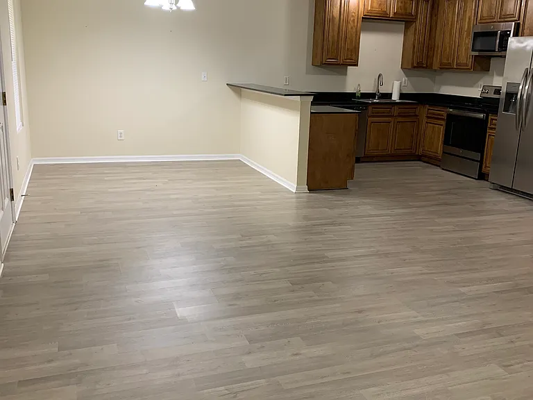 8087 Royal Oak Rd — Photo 5