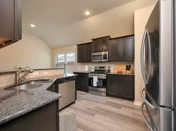 933 Keel Line Dr, Crowley, TX 76036