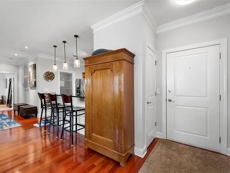 2230 Cheshire Bridge Rd NE #504 — Photo 6