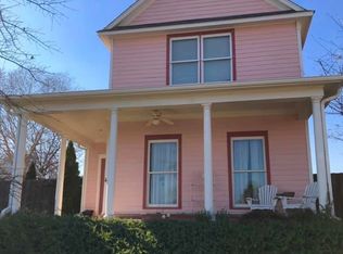633 Greenlaw Pl, Memphis, TN 38107