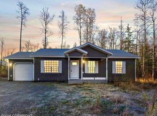 6586 W Beverly Hills Cir, Wasilla, AK 99623