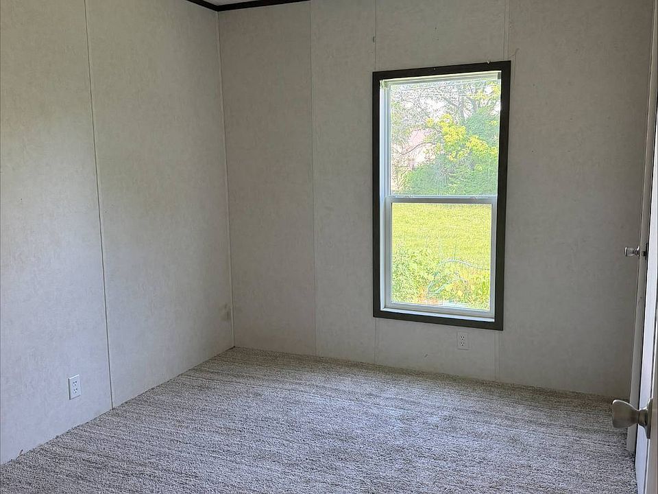 2nd image of 1130 Illinois Cir