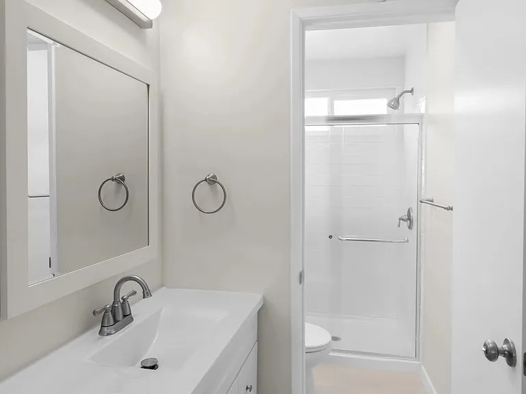 2823 S Corning St #4 — Photo 36