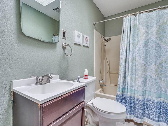 4th image of 116 Denton Dr
