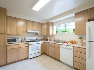 817 Quarry Rd #A, San Francisco, CA 94129