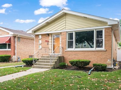7505 N Oconto Ave, Chicago, IL, 60631