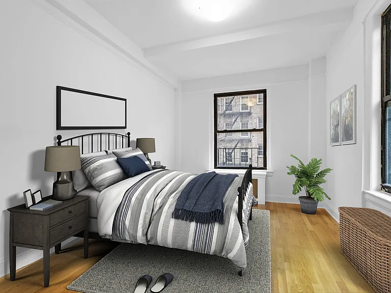 52 Clark St #4L — Photo 3