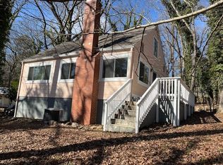 202 Barclay Rd, Chapel Hill, NC 27516