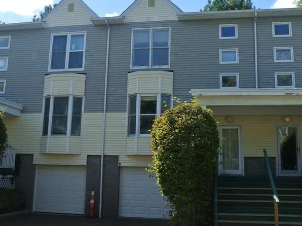 130 Winchester Avenue #304, New Haven, CT 06511