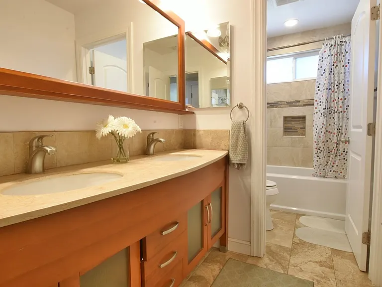 10510 Baywood Ct — Photo 10