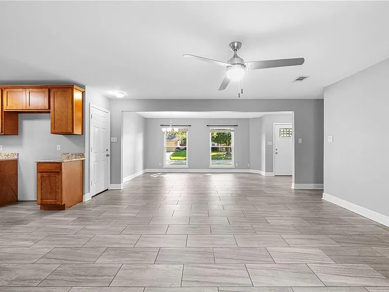 128 Dijon Dr — Photo 4