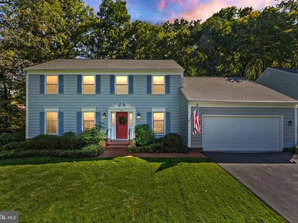 4653 Braddock Green Ct, Fairfax, VA 22032
