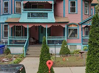 96 Calhoun St, Springfield, MA 01107