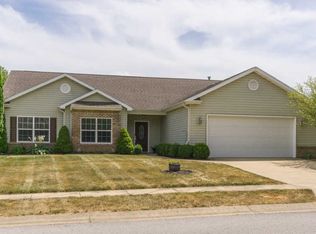 2819 Grosbeak Ln, West Lafayette, IN 47906