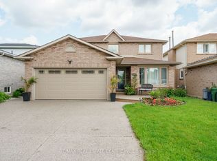 39 Bonaparte Way, Hamilton, ON L9B 2E1