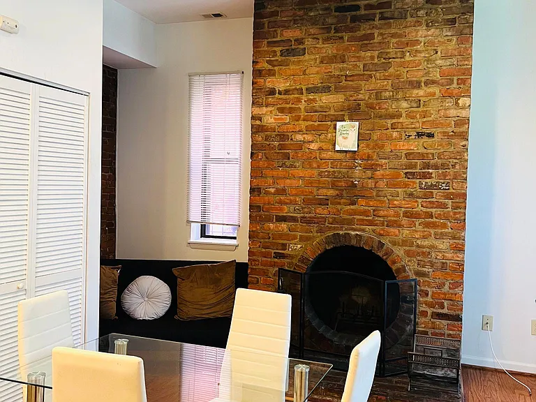 1302 Irving St NW #102 — Photo 7