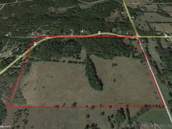 8026 S 437th Rd, Locust Grove, OK 74352