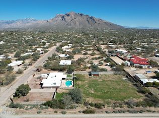 1361 W Newton Dr, Tucson, AZ 85704