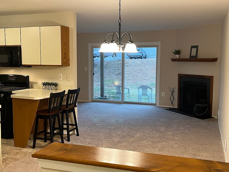 1st image of 313 Spruce Hills Dr