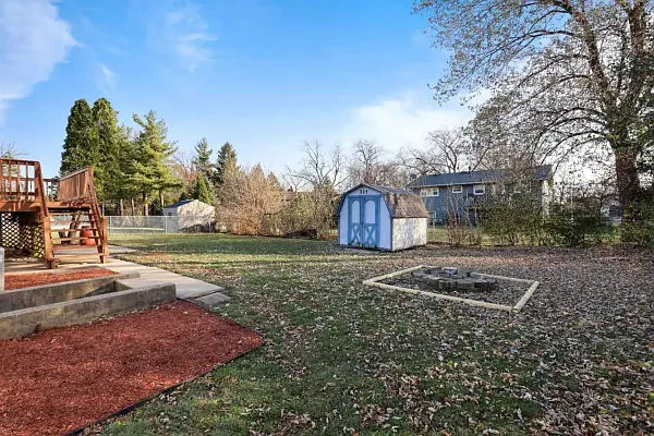 409 Clifton Ct — Photo 24