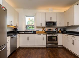4013 31st St W APT 101, Saint Louis Park, MN 55416