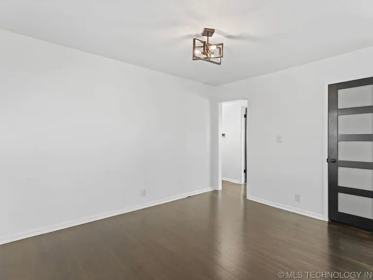 10159 E 4th Pl — Photo 5