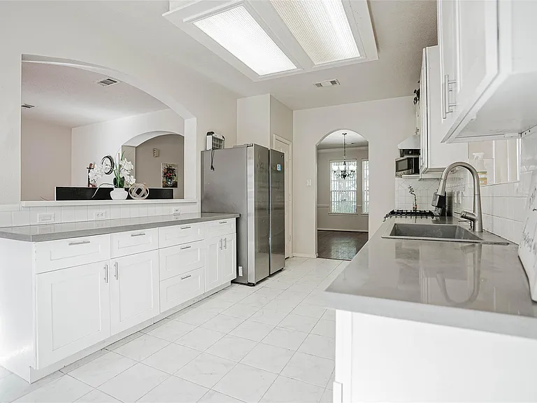 3706 Heritage Colony Dr — Photo 11