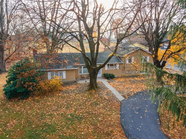 1303 Lieb Rd, Easton, PA 18040