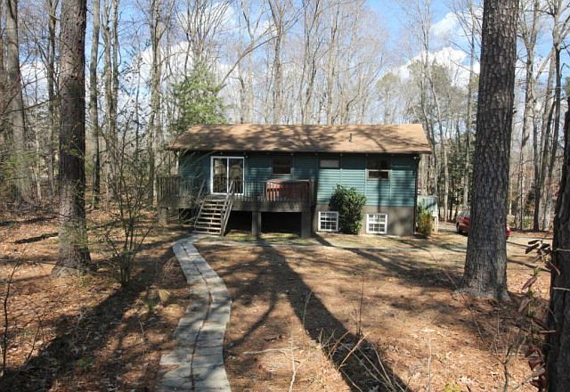 1st image of 460 Dogwood Dr