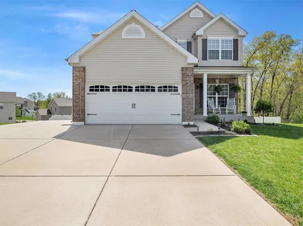916 Mountain Brook Ct, O'Fallon, MO 63366