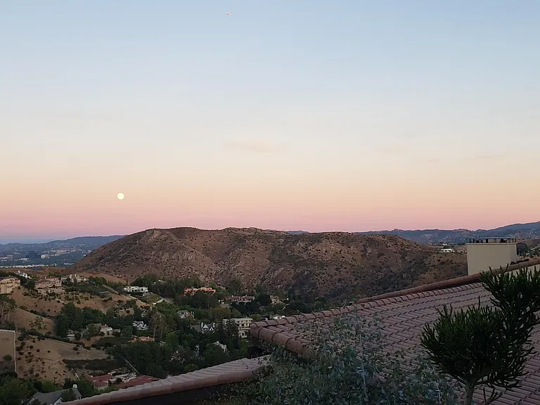 moonrise from balcony
