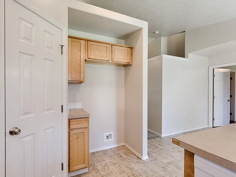637 E Blue Heron St — Photo 13