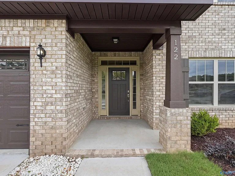 122 Kretzer Ct — Photo 29