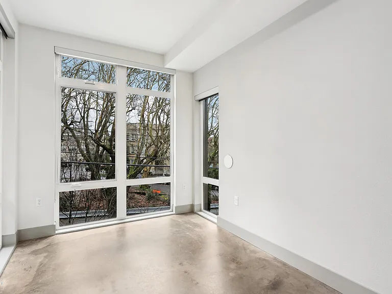 Broadcast Apartments — Photo 68