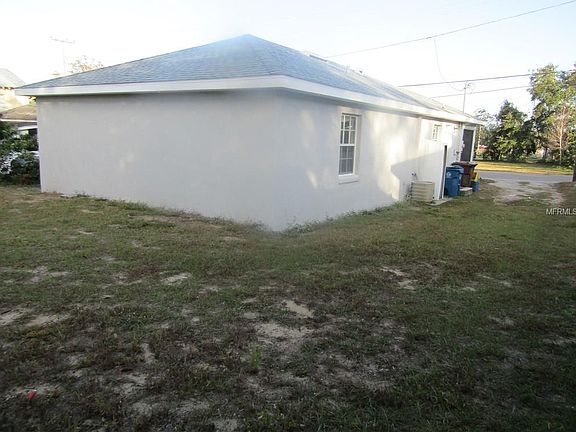 2nd image of 811 Avenue A