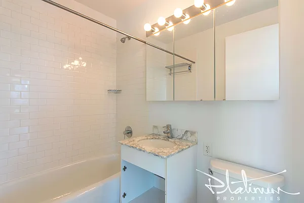 Rented by Platinum Properties | media 6