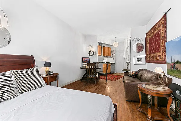 Rented by Corcoran | media 2