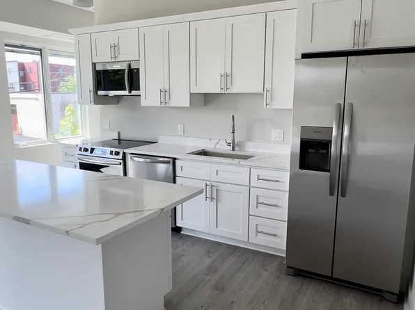 471 Washington St #301, Providence, RI 02903