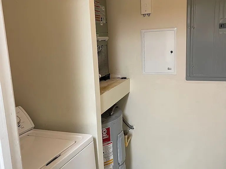 5201 Fairington Ridge Cir — Photo 16