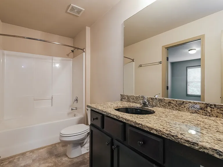 1828 Bridle Rd — Photo 16